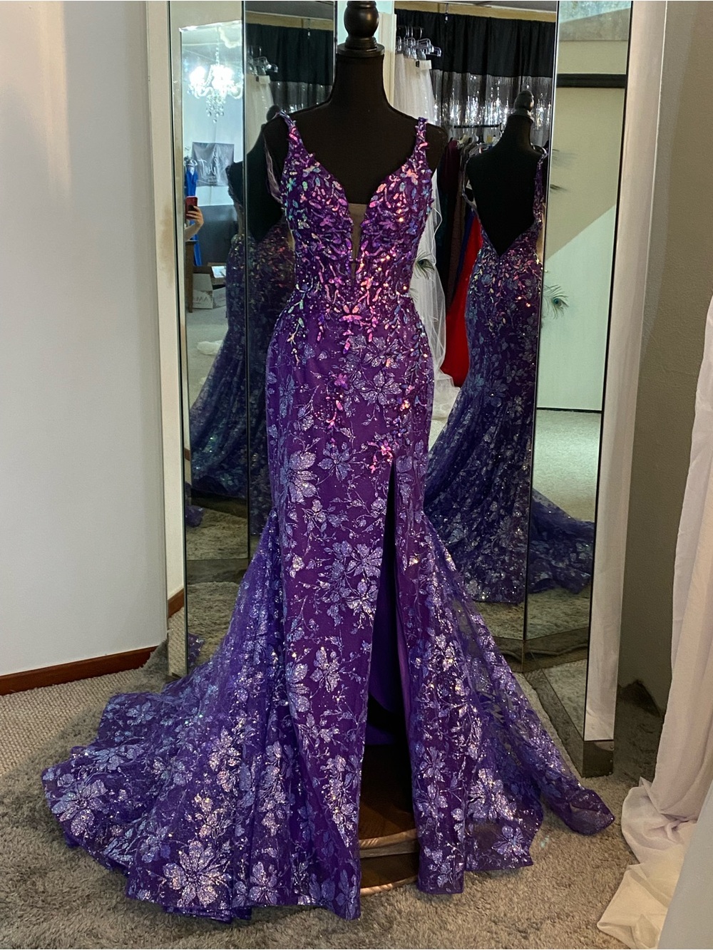 Amarra 88275 Purple Sequin Floral Lace Gown with Plunging Neckline size 8